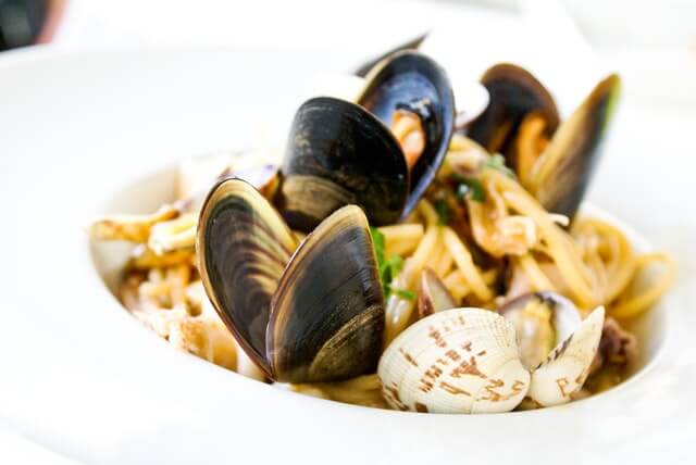 Using mussels as food ingredients