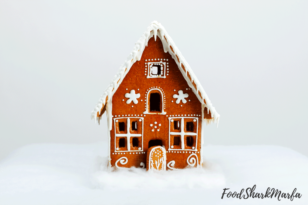 Things-to-Consider-Before-Buying-A-Gingerbread-House-Kit Things-to-Consider-Before-Buying-A-Gingerbread-House-Kit