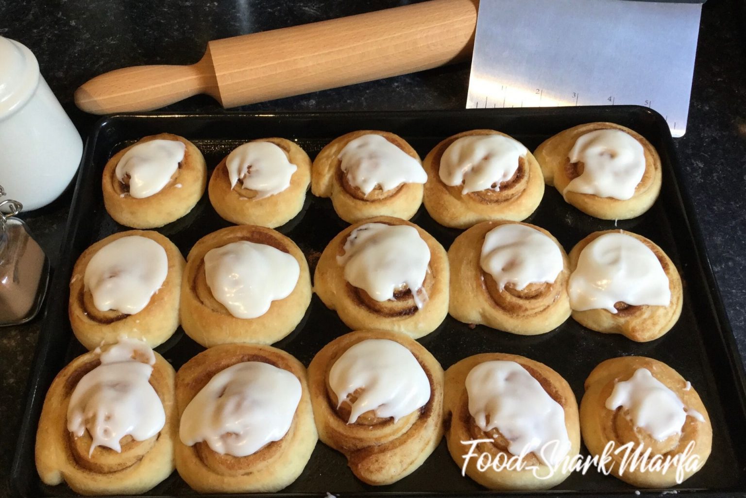 A Step by Step Guide on How to Store Cinnamon Rolls Food Shark Marfa